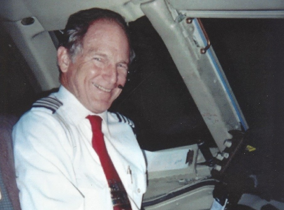A Flying Career that Began at San Carlos Airport